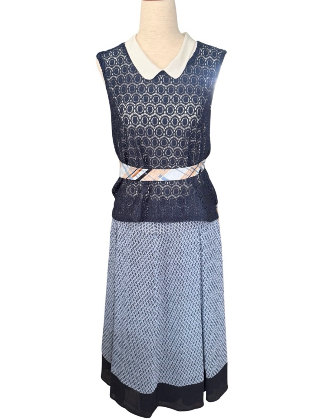Navy Crochet Layered Top Peter Pan Collar
Academia Twee XL‎